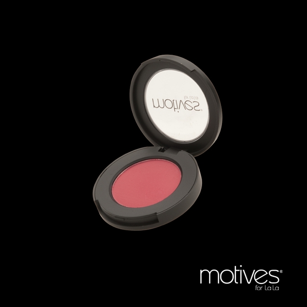 Motives-for-La-La-Blush-Centerfold